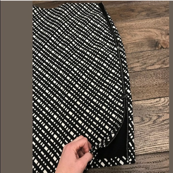Express Stretch High Waist Pencil Skirt Black/Wht - Picture 6 of 8